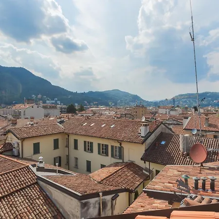 Rooftop Nest In Center By Rent Apartamento *
