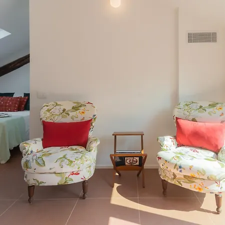 公寓 Rooftop Nest In Center By Rent