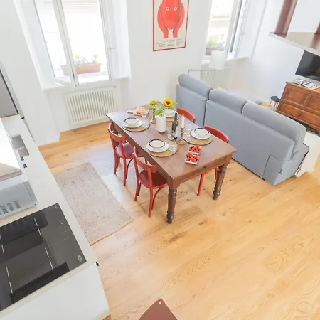 Rooftop Nest In Center By Rent Apartamento Como
