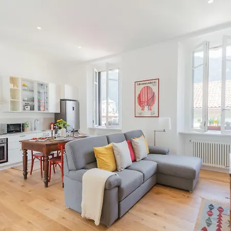 Apartment Rooftop Nest In Center By Rent *